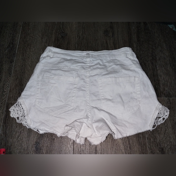 Ardene White Cotton High Waist Button Up Shirts - Picture 4 of 5